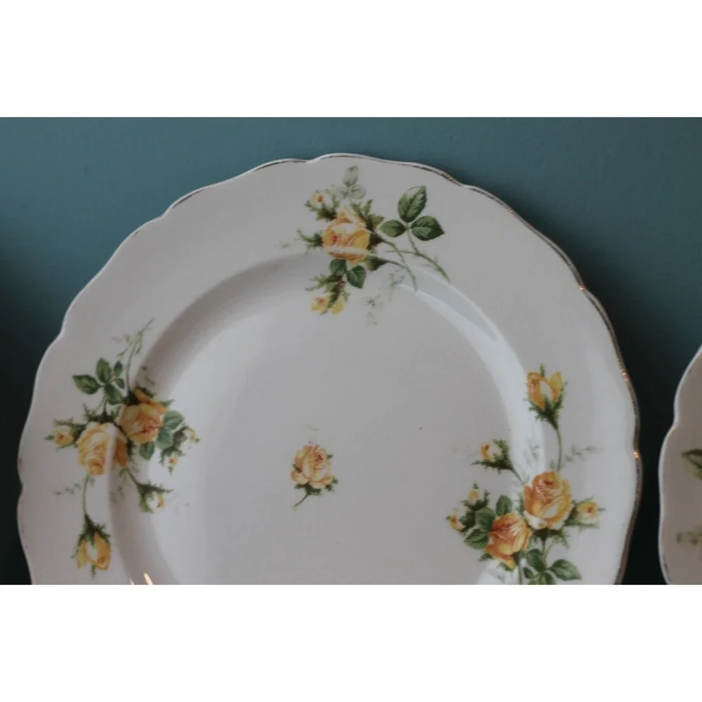 22 Kt Gold Rim Yellow Rose 10